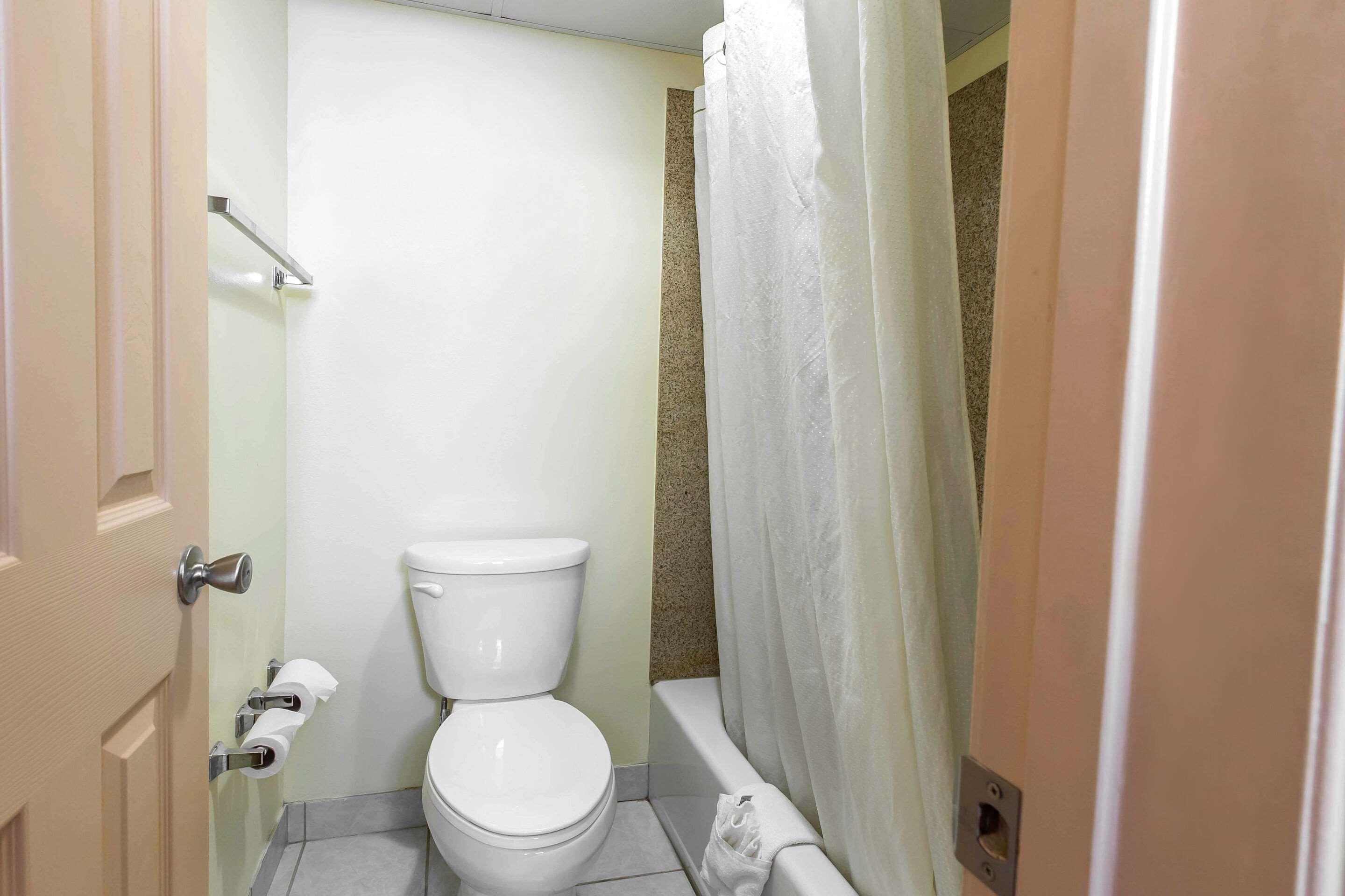 Econo Lodge At Six Flags Austell Extérieur photo