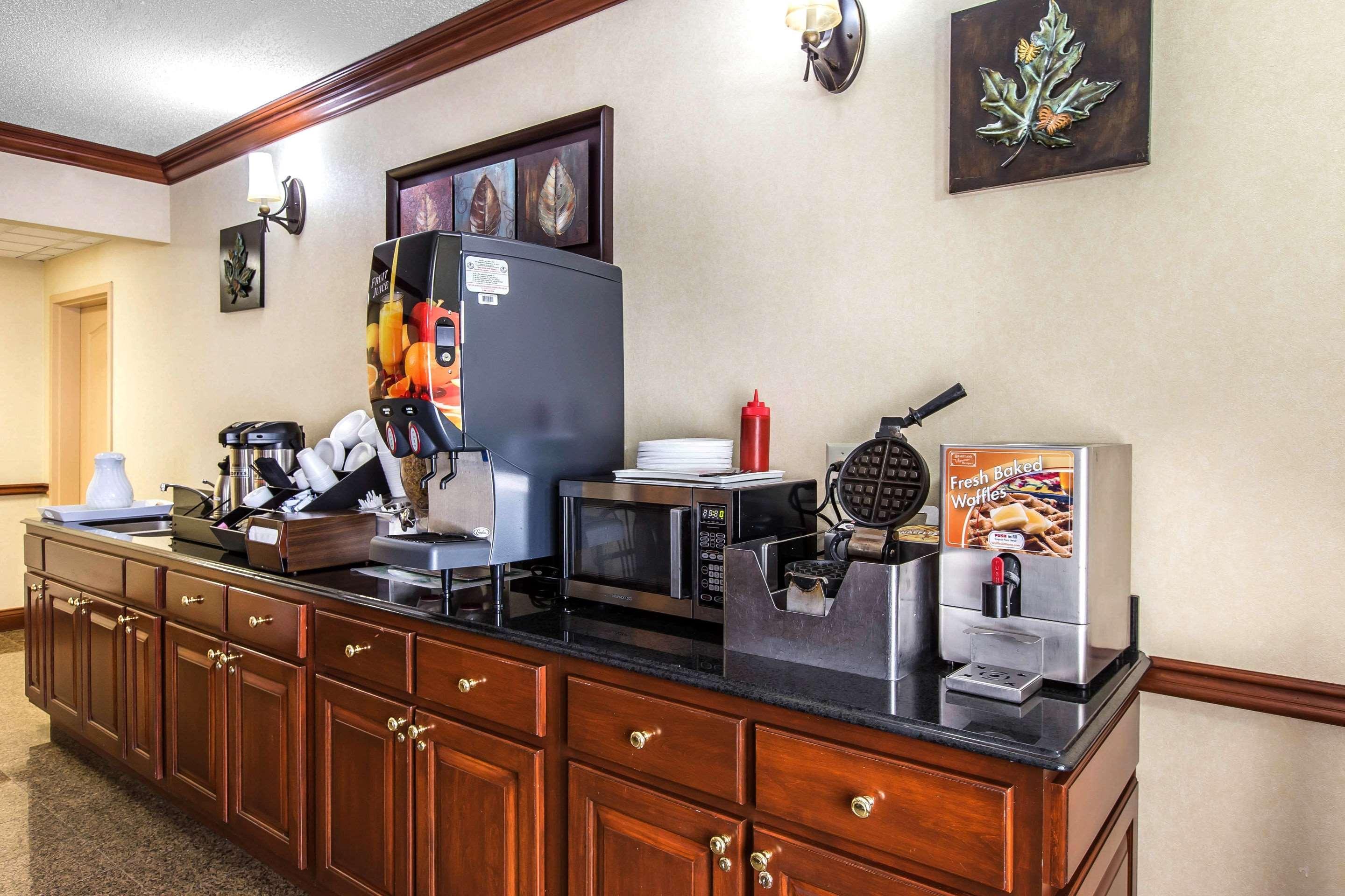 Econo Lodge At Six Flags Austell Extérieur photo